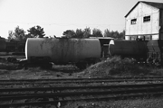 185037