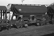 185218