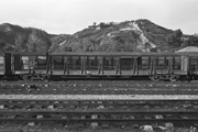 186211