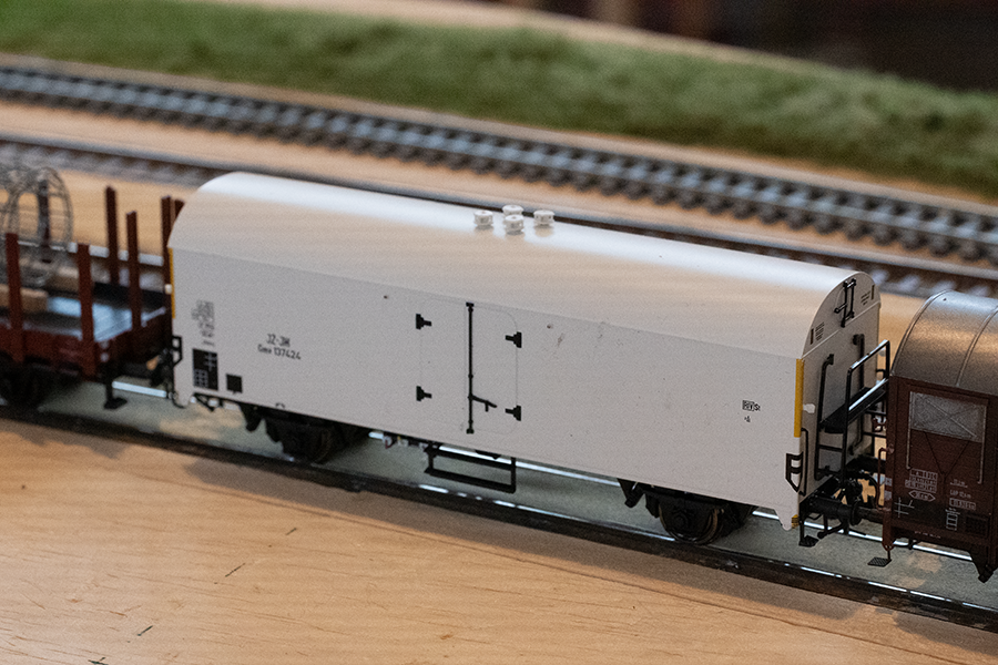 D1040511