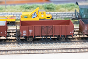 D1040499
