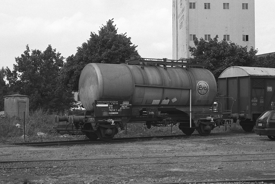 265332