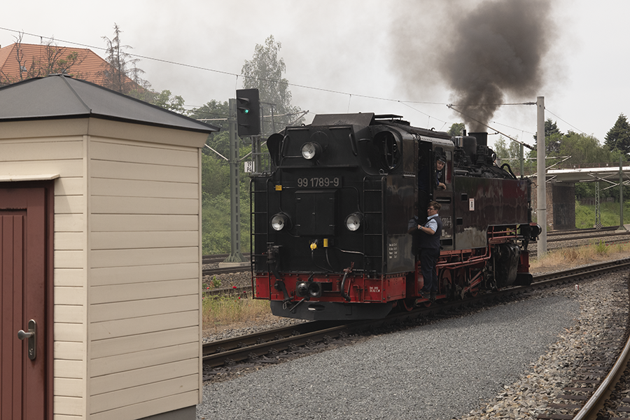 C1000458