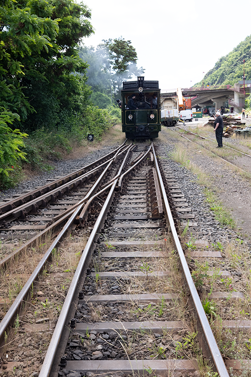 D1040367