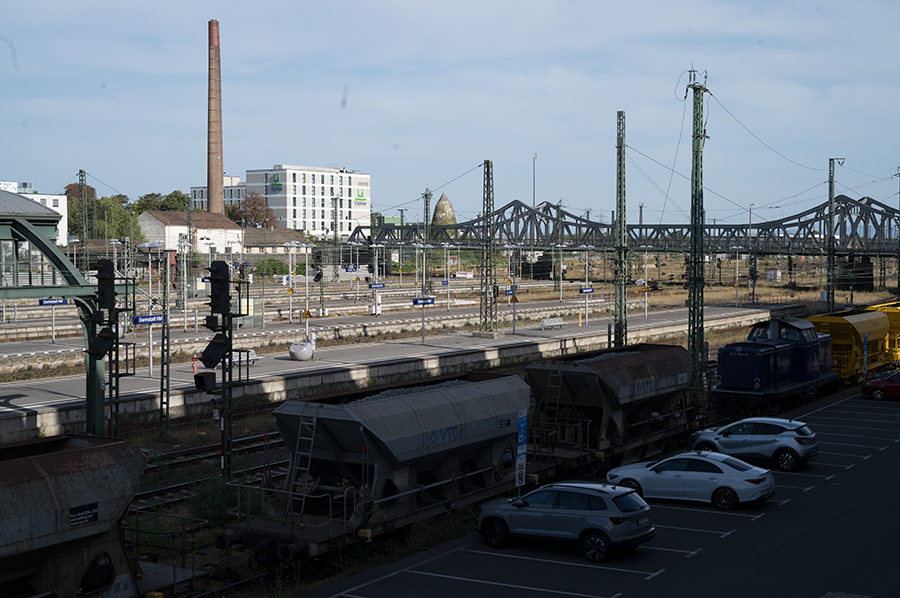 V0000990