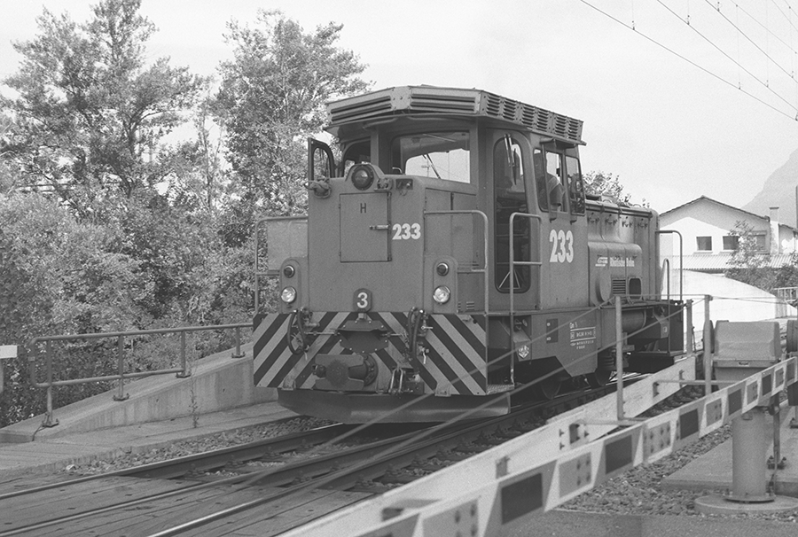259104