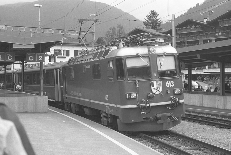 265305