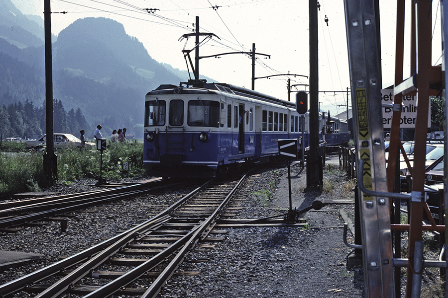 J85-12