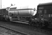 124131